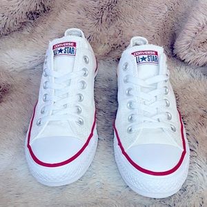 White low top converse